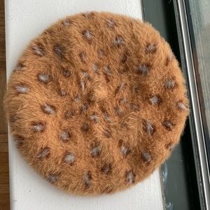 Womens tan leopard beret